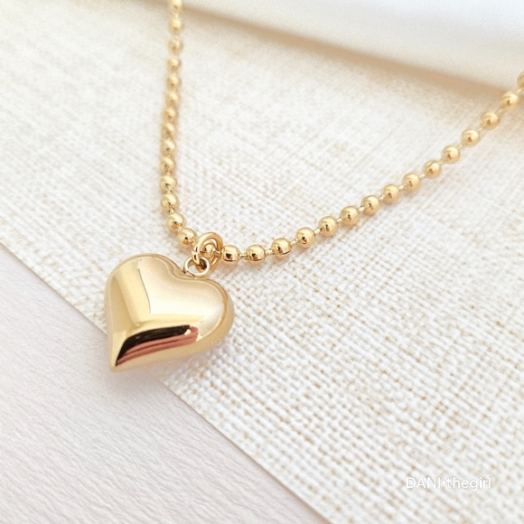 NEW Gold Bead Heart Charm Necklace - Picture 1 of 9